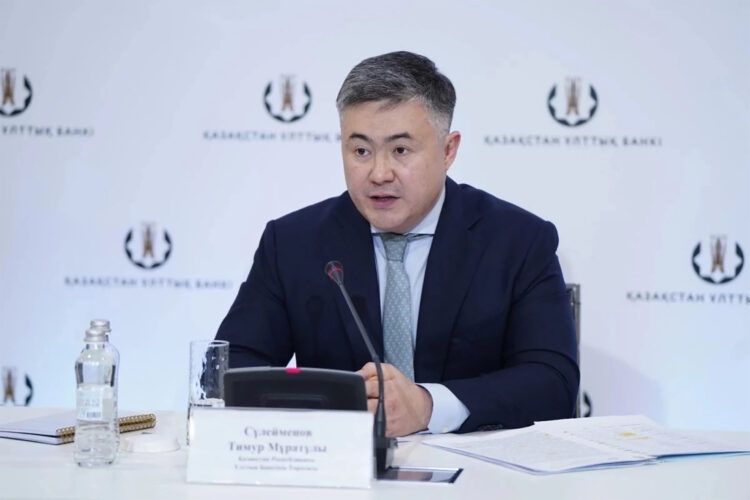 Ұлттық банк қазақстандықтарды ақшаны доллармен сақтамауға шақырды