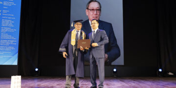 Қоғам қайраткері Әміре Әрін «Құрметті профессор» атанды