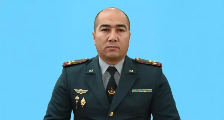 Мемлекет басшысы Қарулы күштерде екі қолбасшыны ауыстырды