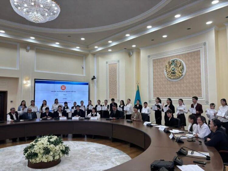 Кітаппен кемелденген сана