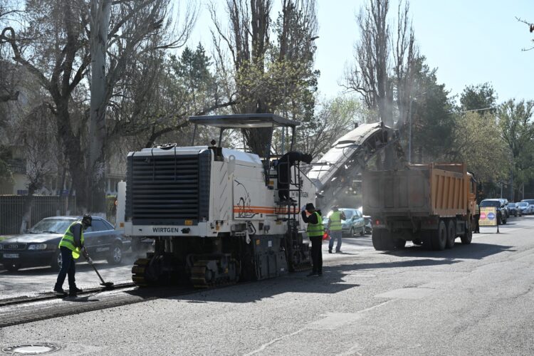 Талдықорғанда жолды жөндеу жұмыстары басталды