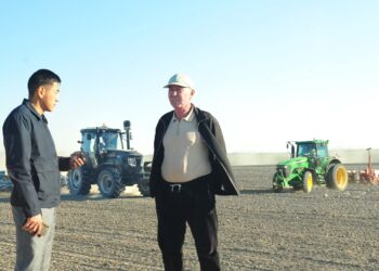 Жердің тілін білген