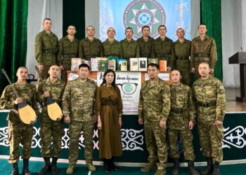 Шекарашылар «Кітап – бөлек бір әлем» атты танымдық кеш ұйымдастырды