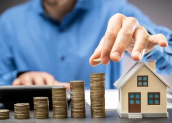 Қайта тіркелуі тиіс