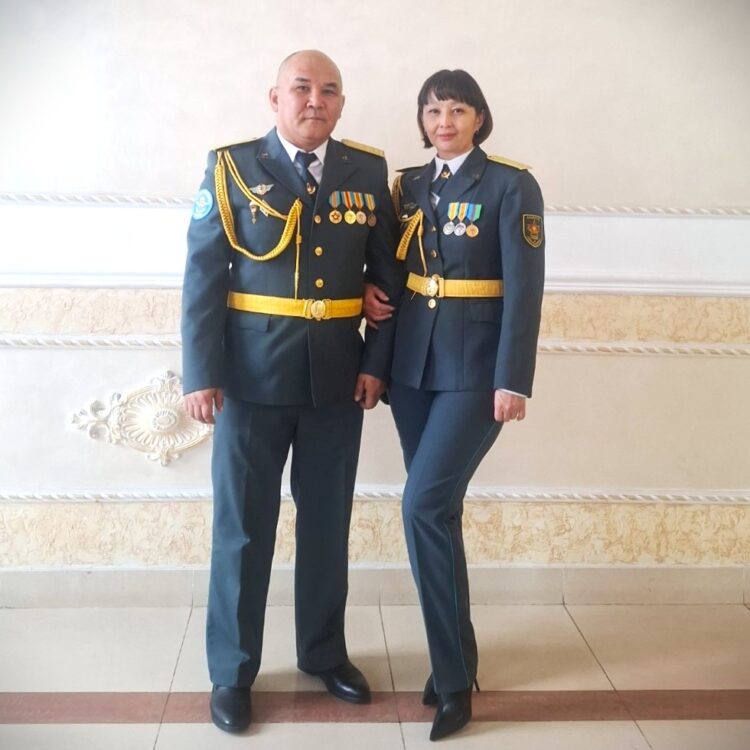 Әскери тәртіп пен отбасы құндылығы үндескен жанұя
