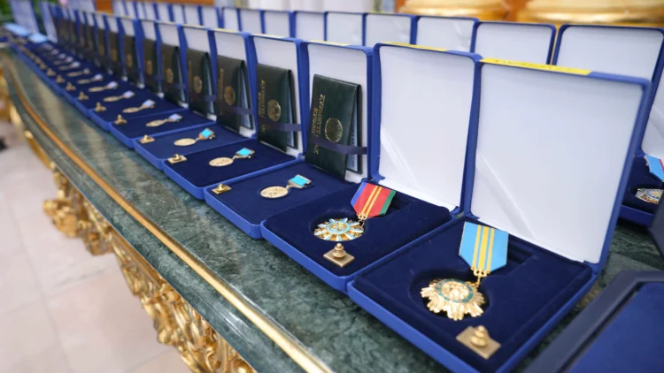 Мемлекеттік наградаларға ұқсас белгілерді дайындауға тыйым салынды