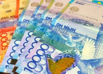 Талдықорғандағы мектеп бітіру кеші: Ата-аналар 250 мың теңгелік жиынға қарсы