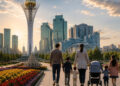 Балалы отбасыларды қолдау: 2026 жылы берілетін жәрдемақылар мен баспана мүмкіндіктері