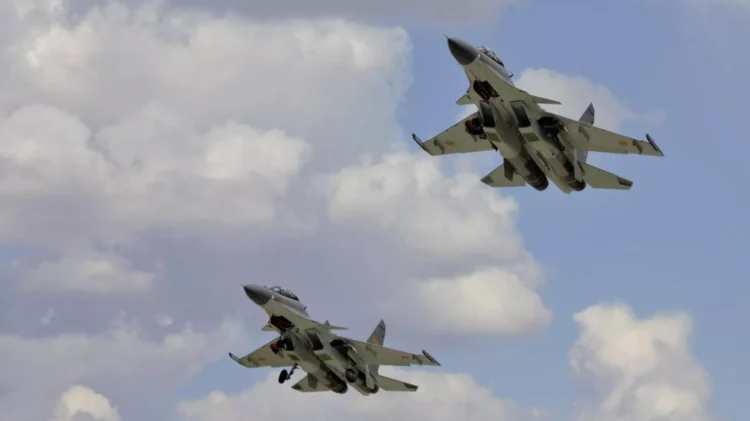 Талдықорған авиабазасына даңқты ұшқыш Сергей Луганскийдің есімі берілді
