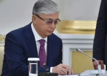 Мемлекет басшысы кітап оқуды дамыту туралы жарлыққа қол қойды