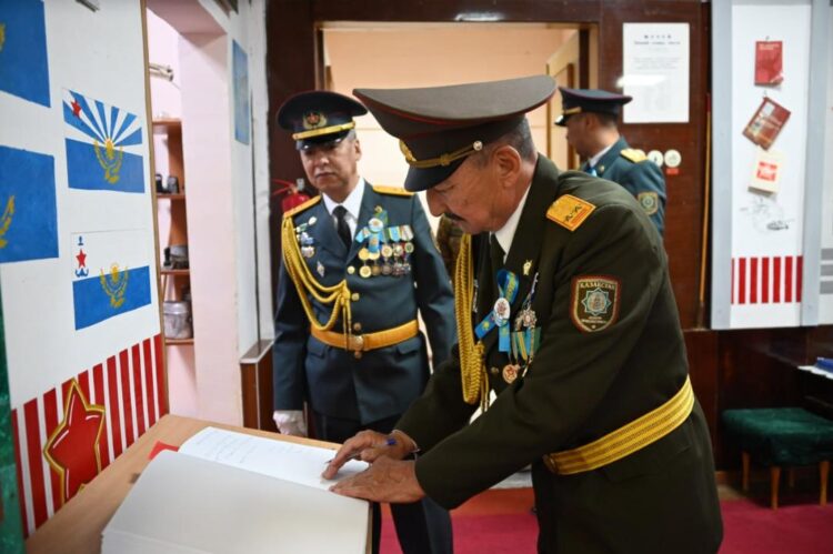 Сарыөзекте сарбаздарға прокурорлық кеңес берілді