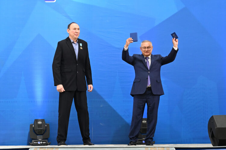 Ширек ғасыр толайым табыс