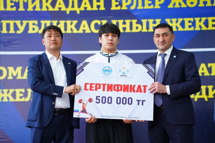 Жетісуда ауыр атлетикадан ел чемпионаты басталды