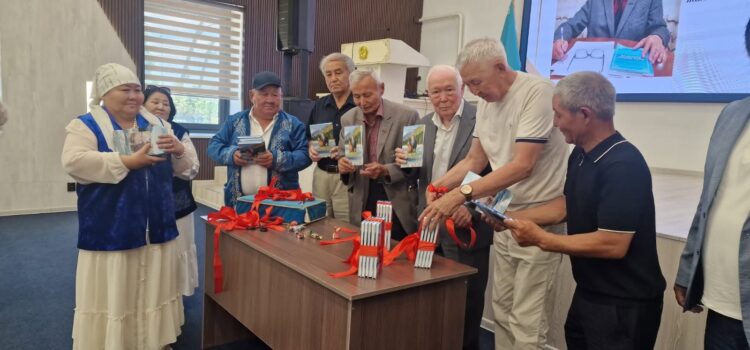 Қараталда Балтабай Ғалиевтің 90 жылдығына орай кеш өтті