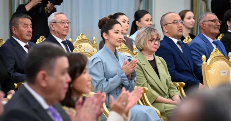 Журналистерге жаңа мүмкіндік: Президент баспана беру туралы мәлімдеді