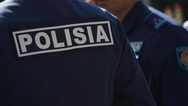 Текеліде есірткі жарнамалайтын ондаған граффити өшірілді
