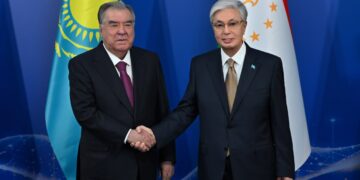 Мемлекет басшысы Тәжікстан Президентімен кездесу өткізді
