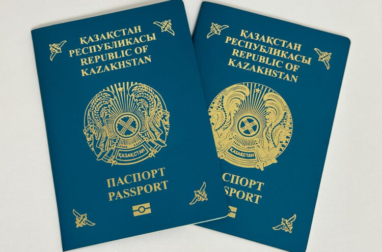 Балалардың шетелге шығуы: Паспортты қалай әрі қанша теңгеге рәсімдейді?