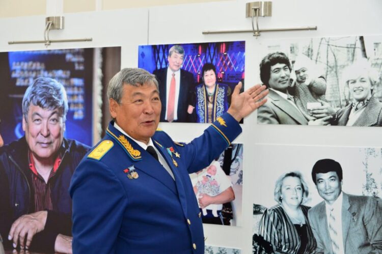 Тоқтар Әубәкіров – 80 жаста