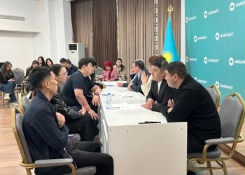 «Жас саясаткер мектебі» өз жұмысын бастады