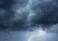 Нөсер жаңбыр, бұршақ және дауыл: Елдің басым бөлігінде ауа райы құбылады