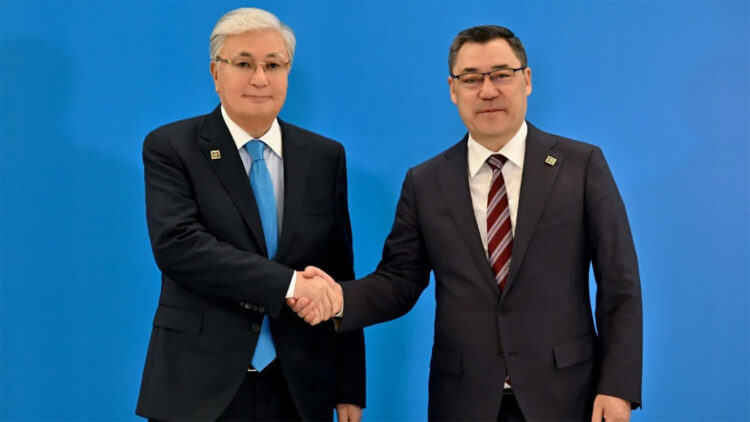 Мемлекет басшысы Қырғызстан президентін Тәуелсіздіктің 35 жылдығымен құттықтады
