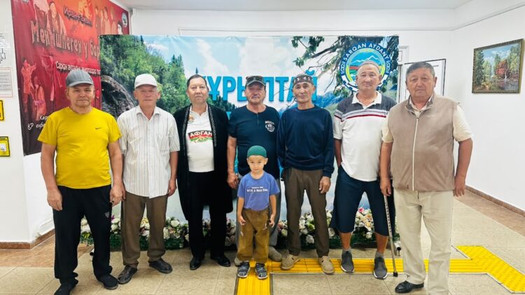 Ардагерлер мен тарихи оқиғаларға қатысушылар дауыс берді