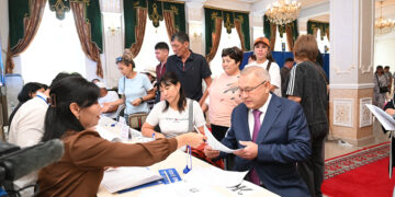 Бейбіт Исабаев дауыс берді