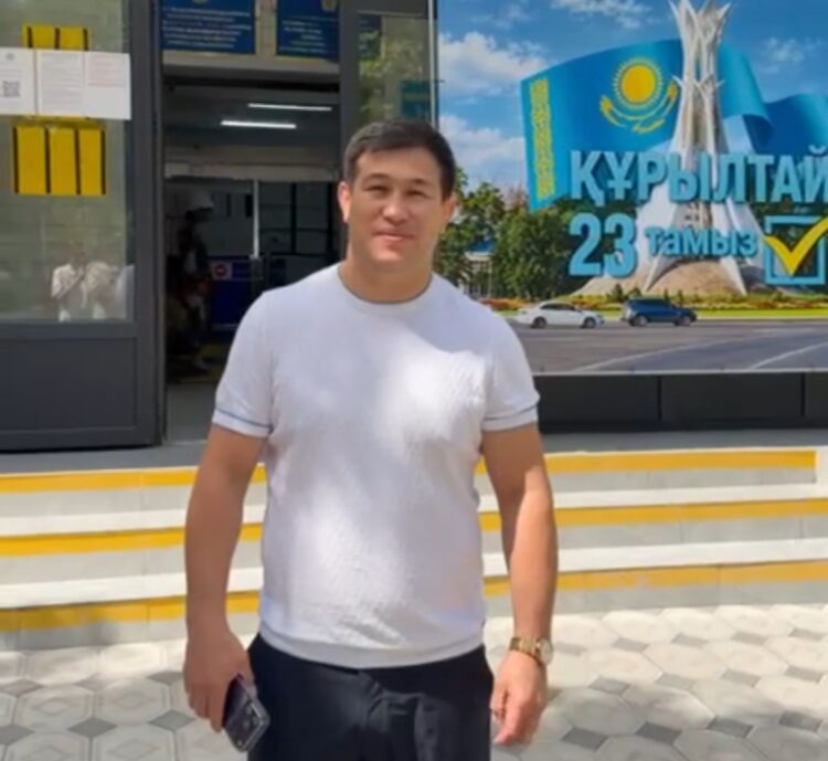 Танымал балуан Бекзат Манасбаев өз таңдауын жасады
