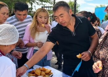 «Жетісу Бауырсақ & Apple Fest» ерекше жәрмеңкесі өтті