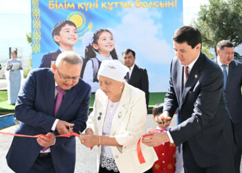 Рудничныйда жаңа мектеп ашылды