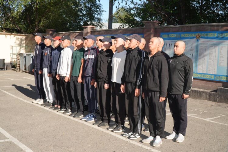 Отан алдындағы борышын өтеуге аттанды