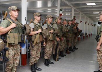 Бас қолбасшының бақылауында: Ұлттық ұланның Жетісудағы әскери бөлімі тексерілді