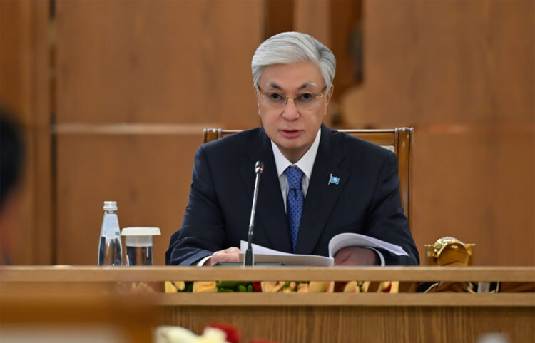 Қасым-Жомарт Тоқаев пен Тхонглун Сисулит кеңейтілген құрамда келіссөз жүргізді
