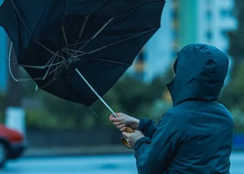 Үсік, тұман, шаңды дауыл: 4 қыркүйекте 16 облыста дауылды ескерту жарияланды