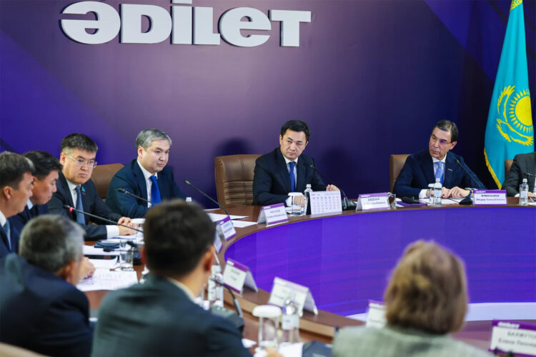 «Әділет» партиясының Іскерлік кеңесі орта бизнестің үлесін 20%-ға дейін арттыру жолдарын ұсынды