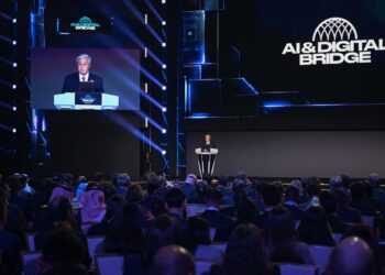Қасым-Жомарт Тоқаев: Қазақстандық IT-қызметтер экспорты 1 миллиард доллардан асты