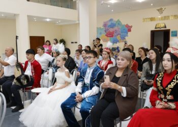 Өнерде жоқ шекара
