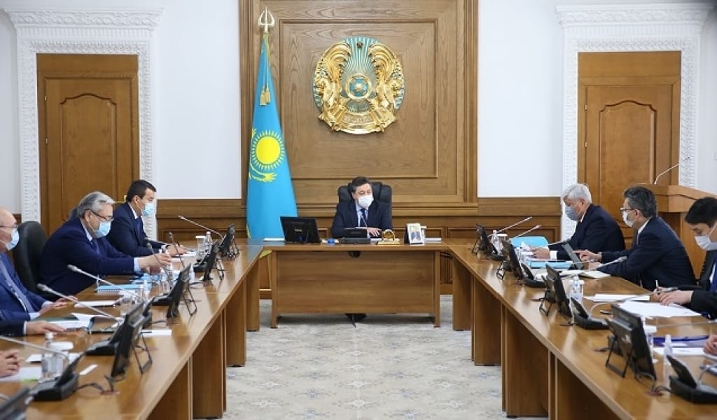 АСҚАР МАМИН АЛМАТЫ ОБЛЫСЫН ДАМЫТУ ТАҚЫРЫБЫНДА КЕҢЕС ӨТКІЗДІ