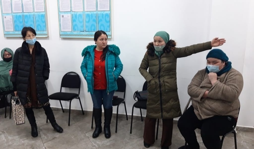 "САЙЛАУ КЕЗІНДЕ ҒАНА КЕРЕКПІЗ": САЯЖАЙ ТҰРҒЫНДАРЫ МҰҢ ШАҚТЫ