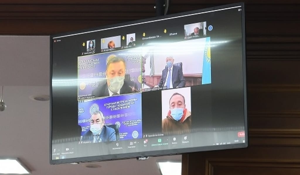 "ҰЯТ ДЕГЕН БОЛУ КЕРЕК ҚОЙ": АМАНДЫҚ БАТАЛОВ ҚАТАҢ ЕСКЕРТУ ЖАСАДЫ