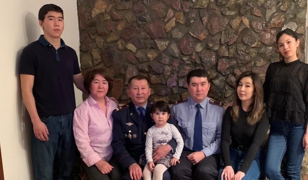 "СЫНЫ МЕН СЫНАҒЫ КӨП": ЖЕРДЕ ТҰРЫП, АСПАНҒА ҚЫЗМЕТ ЕТЕТІН ПОЛКОВНИК