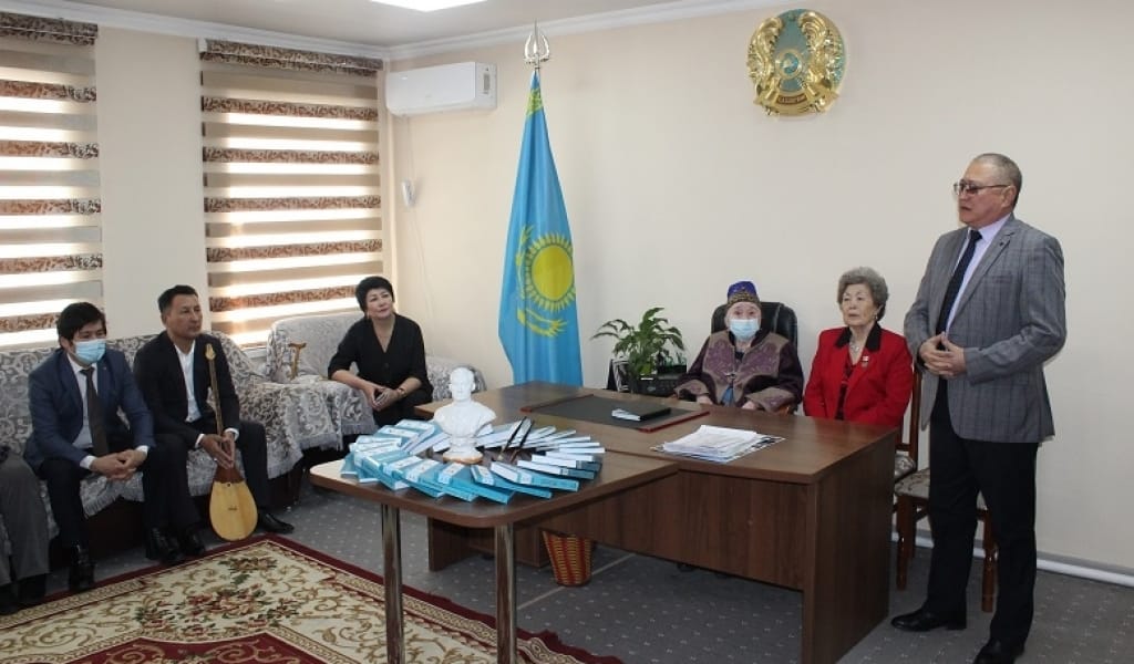 БҮГІН - ІЛИЯС ЖАНСҮГІРОВТІҢ АТЫЛҒАН КҮНІ: МУЗЕЙДЕ ӨТКЕН ШАРА