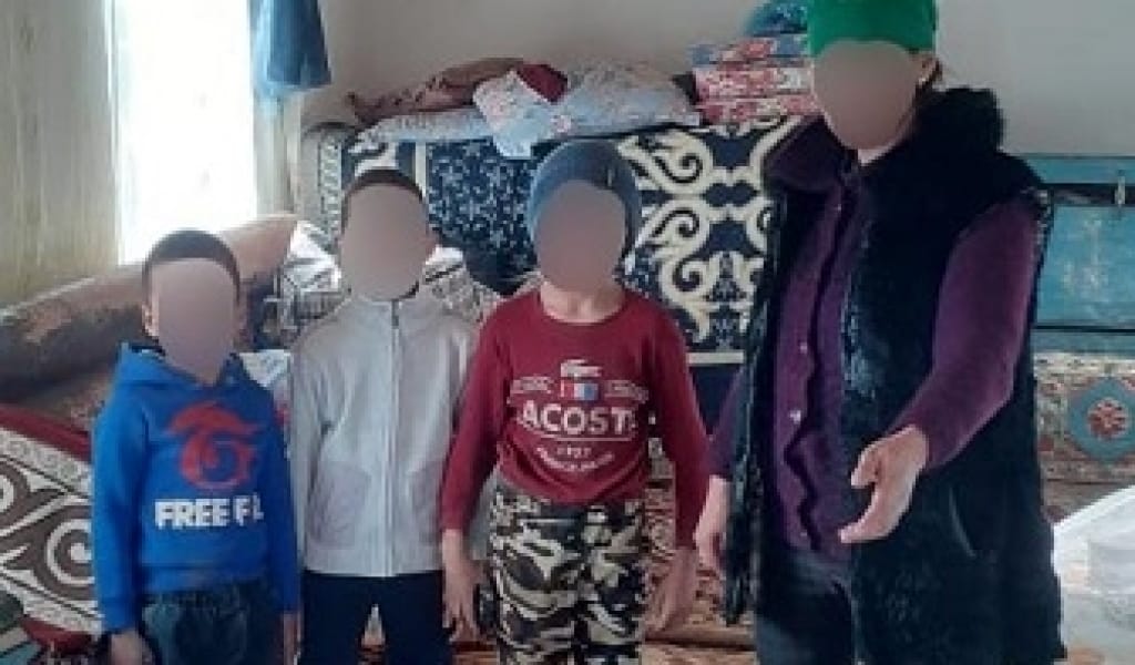 КЕГЕНДЕ ОЙНАП ЖҮРІП АДАСҚАН ҮШ БАЛА ТАУ ҚОЙНАУЫНАН ТАБЫЛДЫ