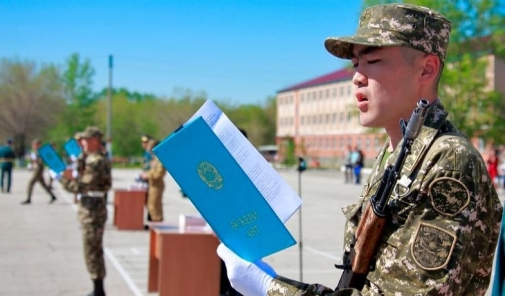 ОБЛЫСТА ӘСКЕРГЕ ШАҚЫРЫЛҒАНДАРДЫ ТЕКСЕРЕТІН ДӘРІГЕР МАМАН ТАПШЫ