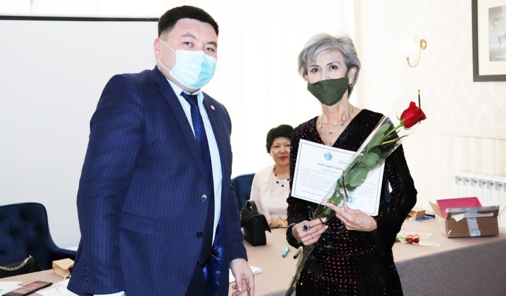 ІСКЕР ӘЙЕЛДЕРГЕ ҚҰРМЕТ