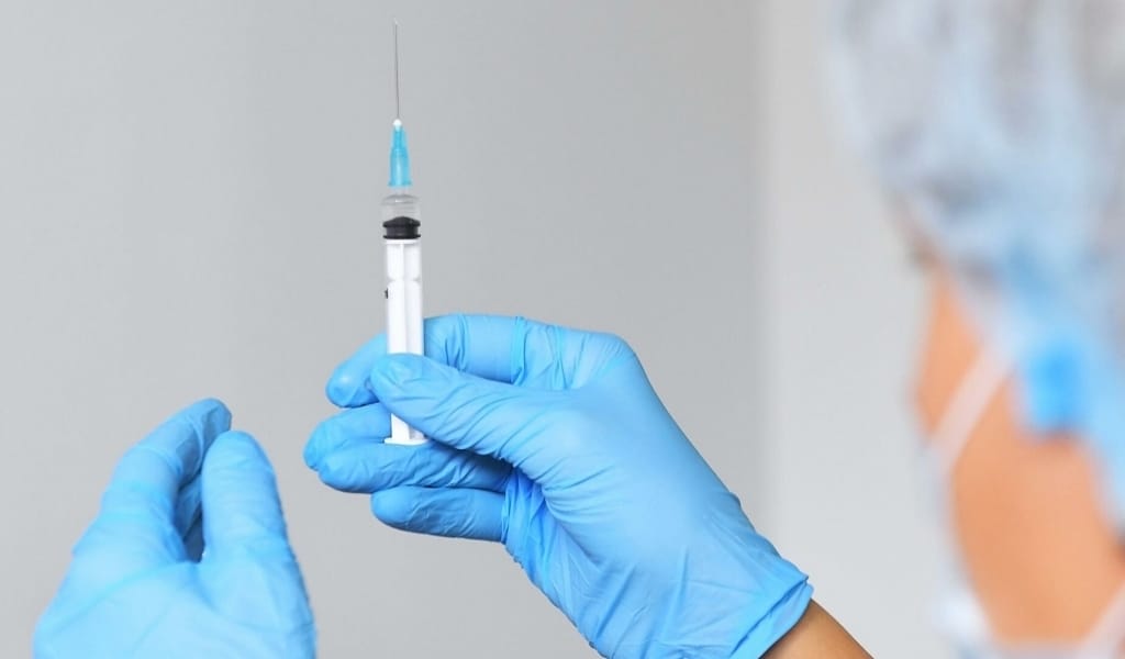 АЛАКӨЛ АУДАНЫНА КОРОНАВИРУСҚА ҚАРСЫ 400 ДАНА ВАКЦИНА ЖЕТКІЗІЛДІ