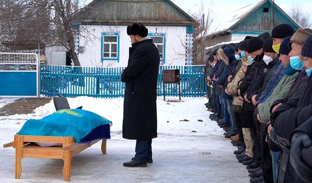ҰШАҚ АПАТЫНАН КӨЗ ЖҰМҒАН ҒАБИТ БАРЛЫҚБАЕВ БАҚТЫБАЙ АУЫЛЫНА ЖЕРЛЕНДІ