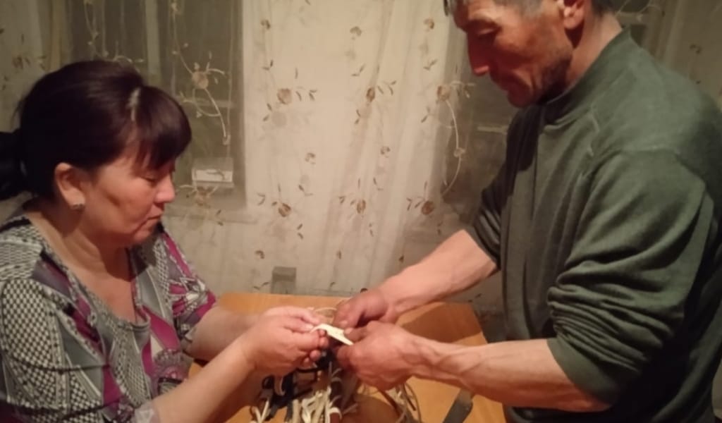 САРҚАН АУДАНЫНДА ТҰРАТЫН ӘЙЕЛ ҚАМШЫ ӨРУДІҢ ҚҰПИЯСЫН АЙТЫП БЕРДІ
