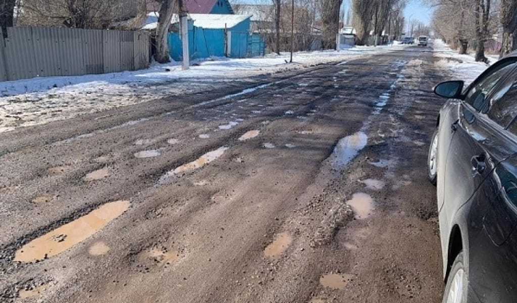 ЕСКЕЛДІ АУДАНЫНДА КҮЛӘШ БАЙСЕЙІТОВА АТЫНДАҒЫ КӨШЕ ШҰРЫҚ-ТЕСІК